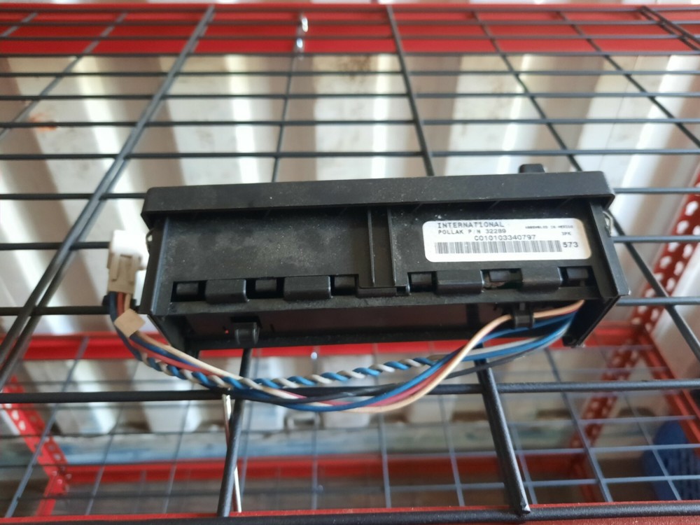 International Prostar Durastar Switch Panel - 3549776C4