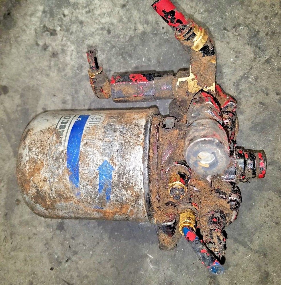 WABCO AIR DRYER 4324130010