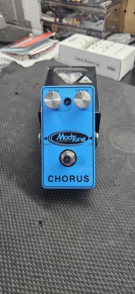 Mod Tone Chorus Pedal