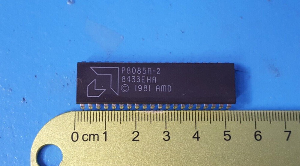 Microprocessor, P8085A-2 , AMD, 5MHz, 40 pin, DIP40