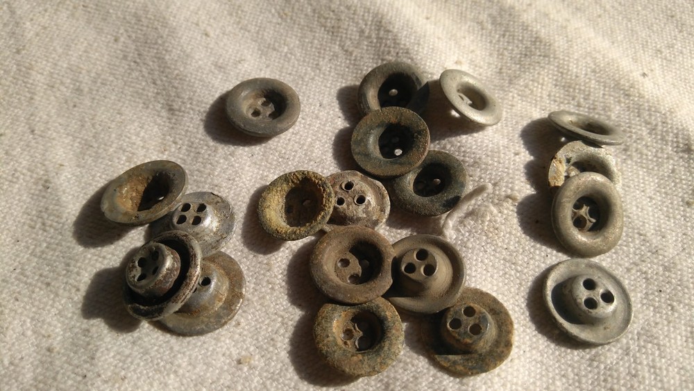 WW2 German buttons from trenches
