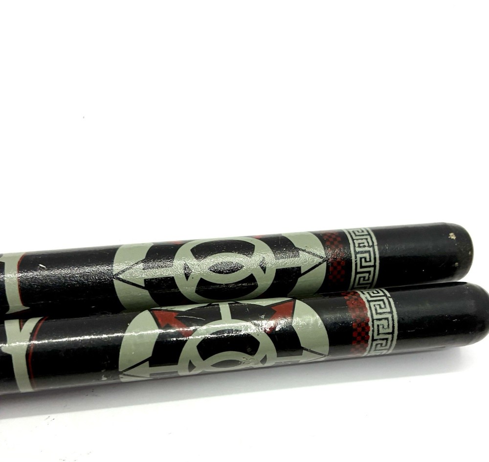 Drumsticks -16” Black Bottom / Natural