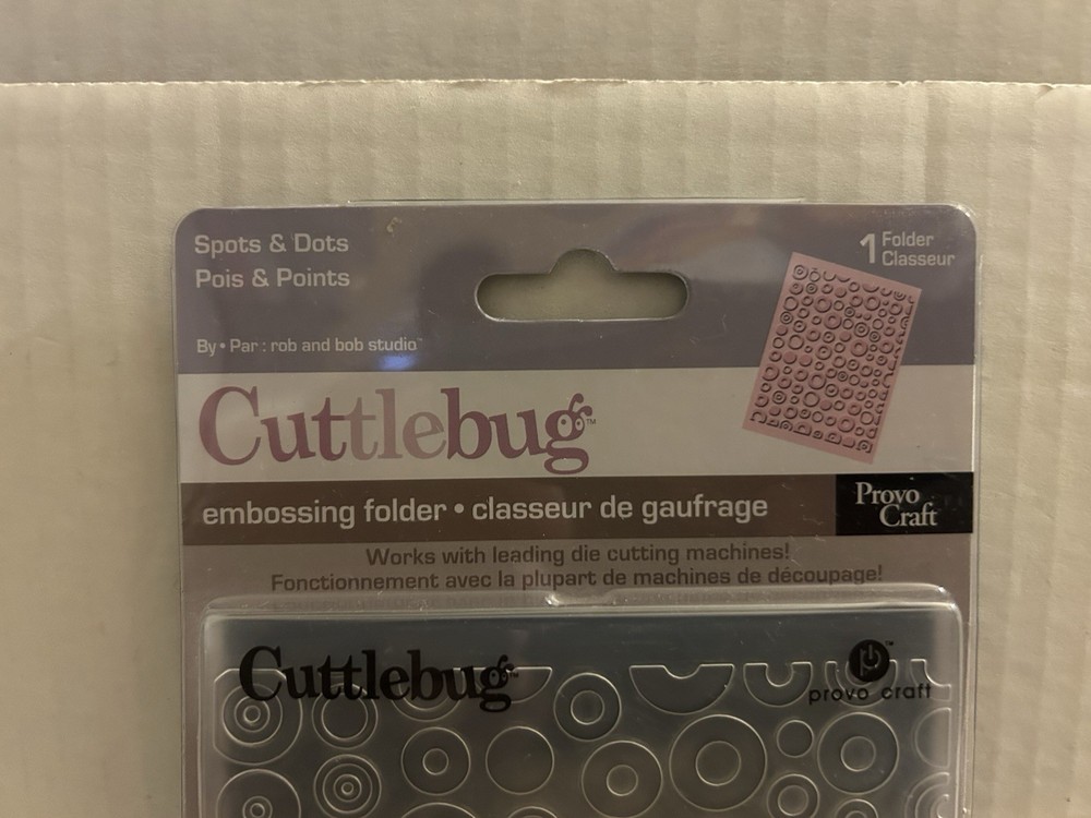 Provo Craft Cuttlebug Spots & Dots (1 embossing Folder) + Argyle (1 Folder)