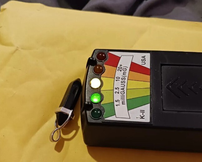 Metaphysical Beautiful, worshiped by men