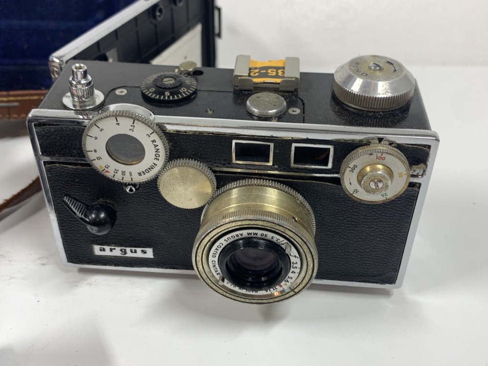 Vintage Argus 35mm Camera Leather Case Not Tested