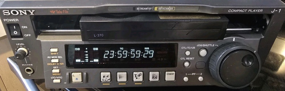 Sony J-1 Betacam SP SX Compact Player Broadcast Video Deck Powers On