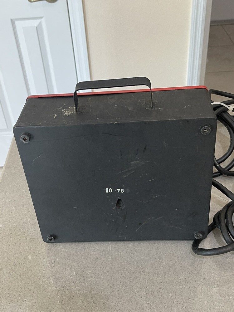 AutoMeter VA-2 Volt Amp System Tester