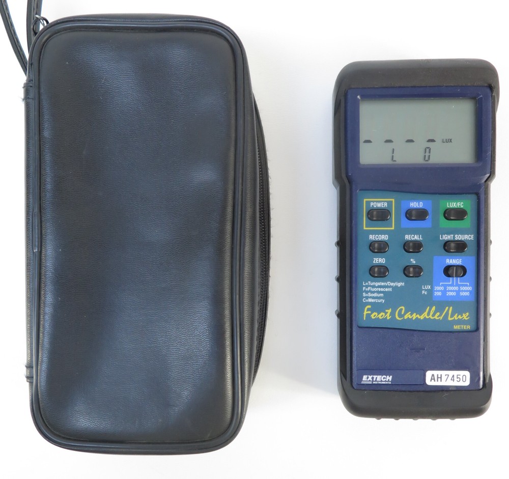 Extech 407026 Heavy Duty Foot Candle Lux Light Meter w/ PC Interface