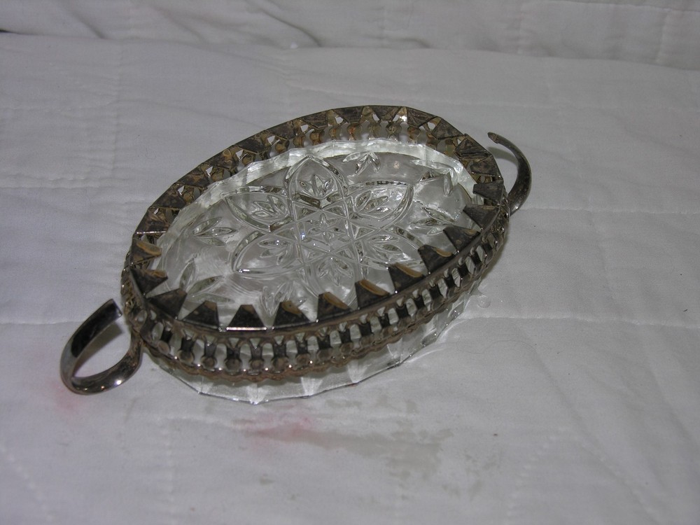 Vintage Small Crystal Dish In A Silverplated Holder