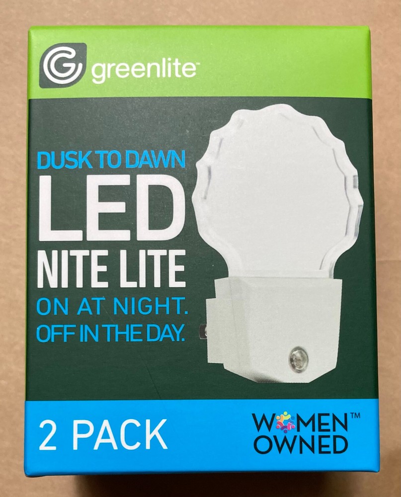 2 Packs of MaxLite Automatic LED Night Light 2 Pack Dusk Til Dawn Sensor 4TOTAL
