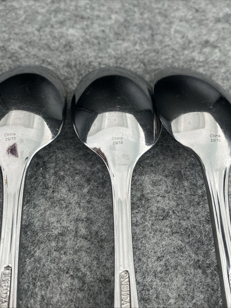 3 Oneida Stainless Countess Glossy Beaded Place Oval Soup Spoons Flatware