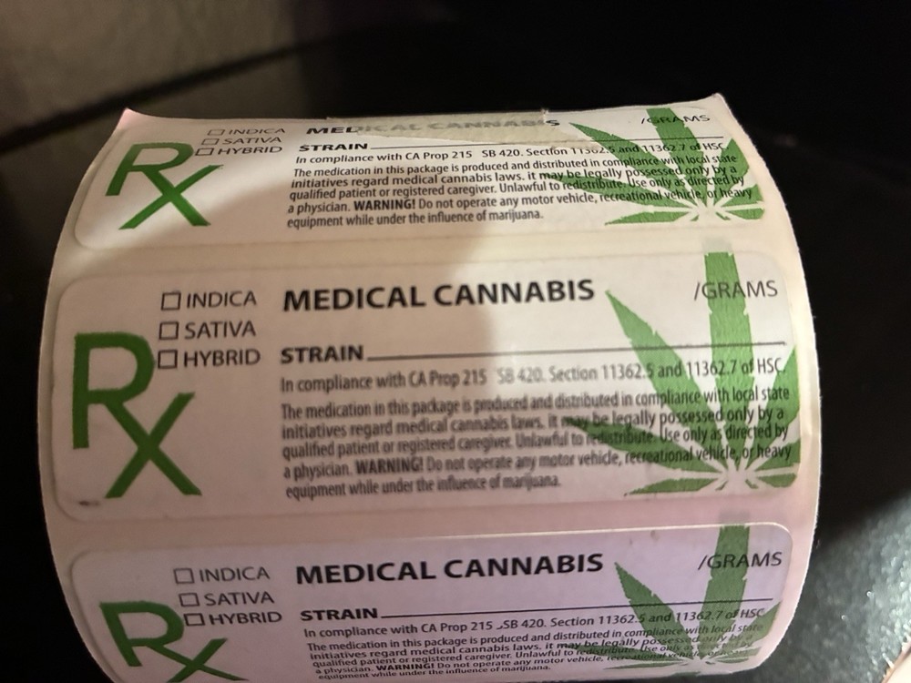 50 State Compliant Cannabis warning Labels 1000/Roll