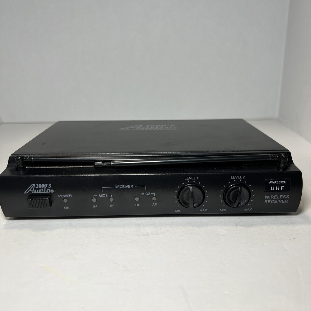 Audio2000’s Wireless Microphone and Lavalier Microphone Preowned Working