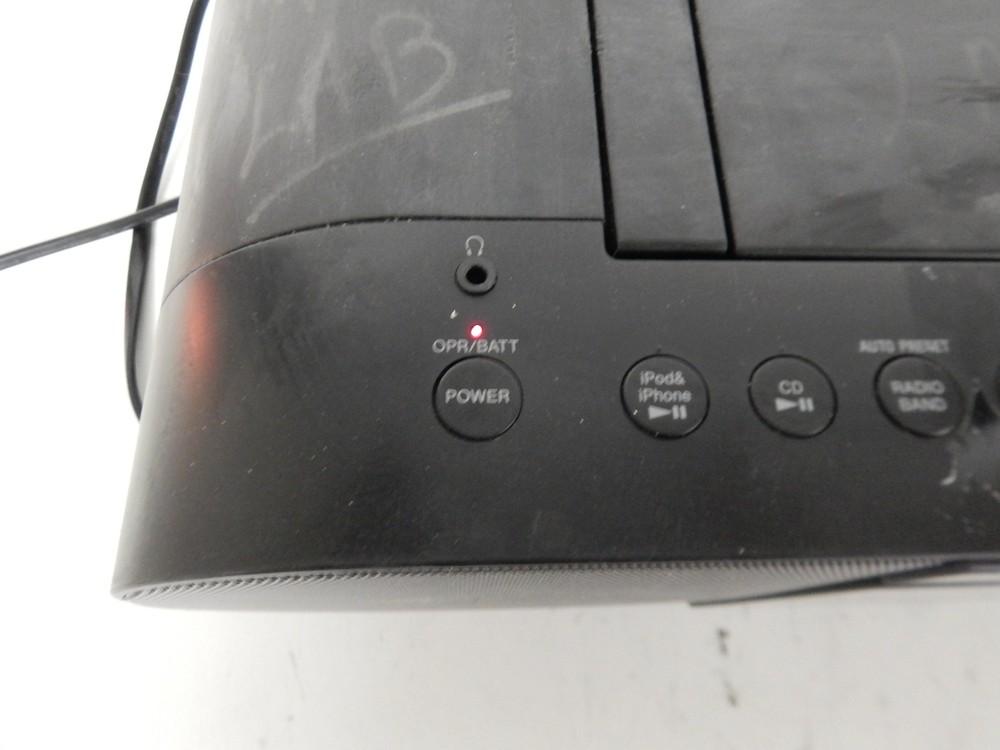 SONY PERSONAL AUDIO SYSTEM MODEL ZS-S4IP (TSM77)