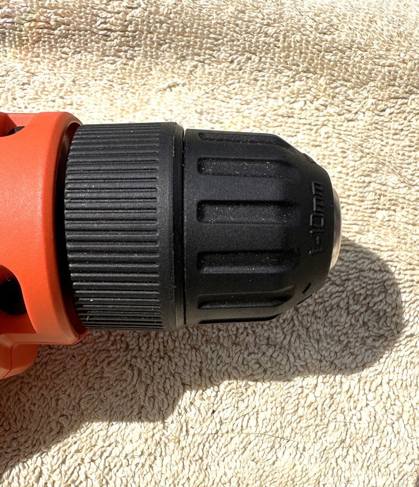 BLACK & DECKER CORDED DRILL MODEL NO. RD260