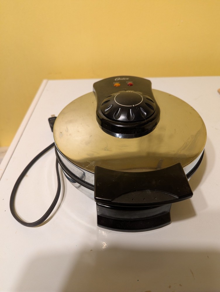 Oster CKSTWF2000 Belgian Waffle Maker
