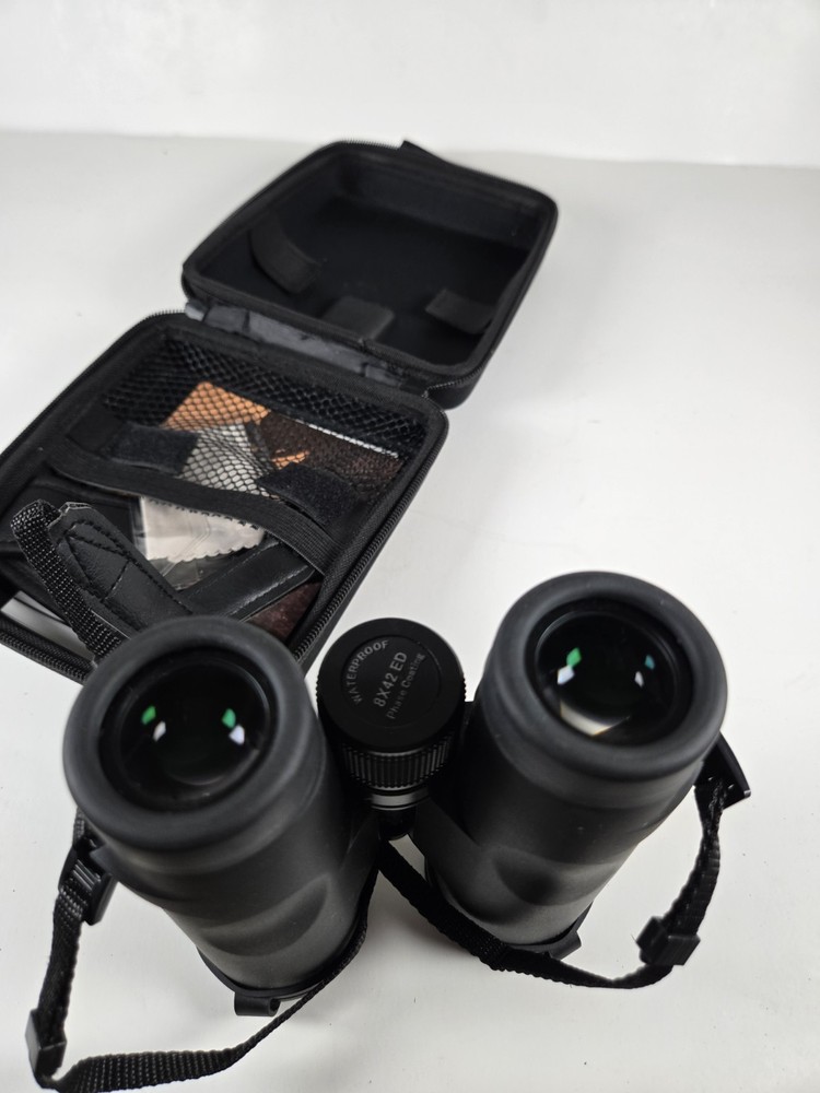 Wingspan Optics Waterproof 8×42 ED Phase Coating With a Case