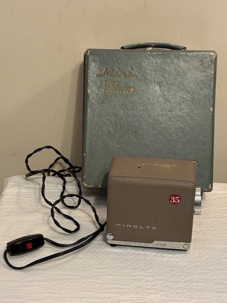 Vintage Minolta Mini 35mm Slide Projector