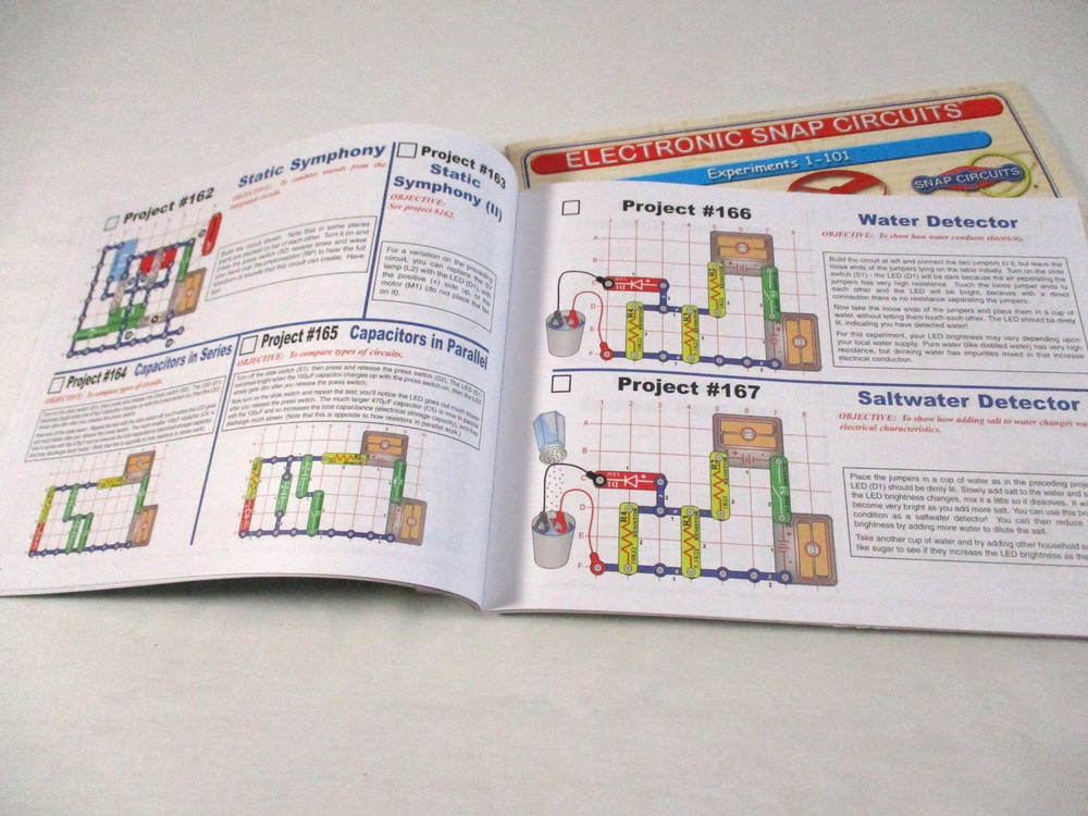 3 Electronic Snap Circuits Experiments Instruction Manuals *BOOKS ONLY* Elenco