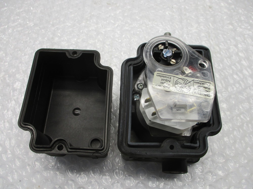 TER PFA9067A0158003 SWITCH NSNP