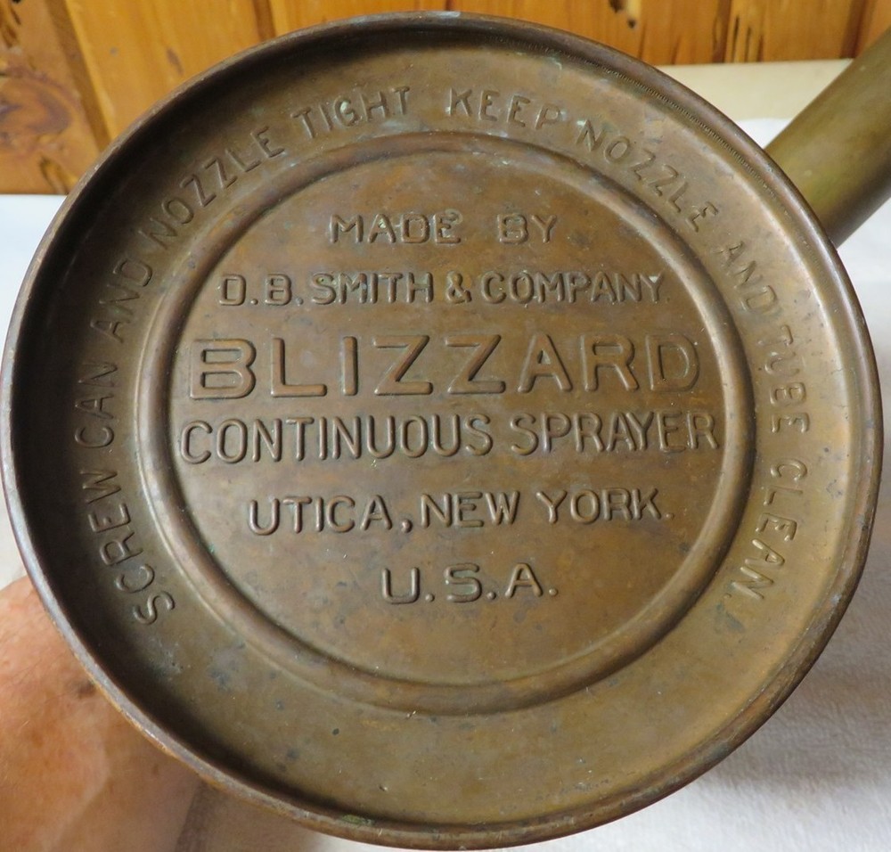 D. B. Smith & Co. Blizzard Continuous Bug Sprayer Copper & Brass Utica NY 18"