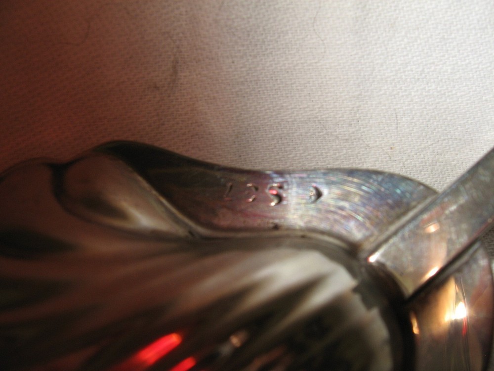 Vintage International Sterling Silver Leaf Tray/Dish with Handle
