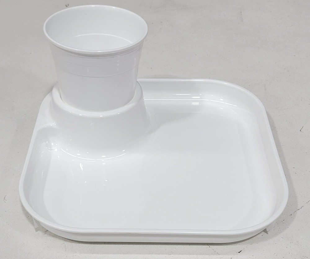 Great Plate White Square Plates and Cups (5 pair pack)