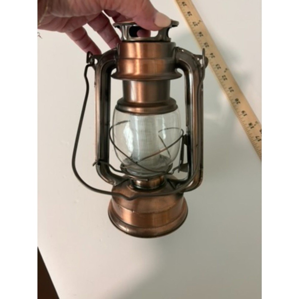 battery operated lantern