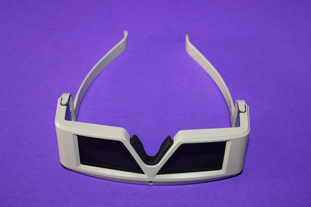 StereoGraphics Crystal Eyes 3D Glasses & Transmitter Set