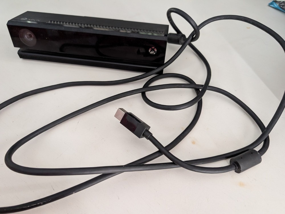 Microsoft Xbox One Kinect Wired Motion Sensor Black - Great Condition