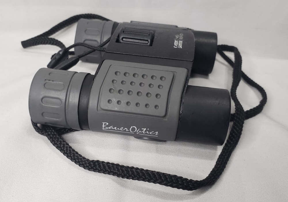 Bauer Optics Binocular 8×22 / 392 ft