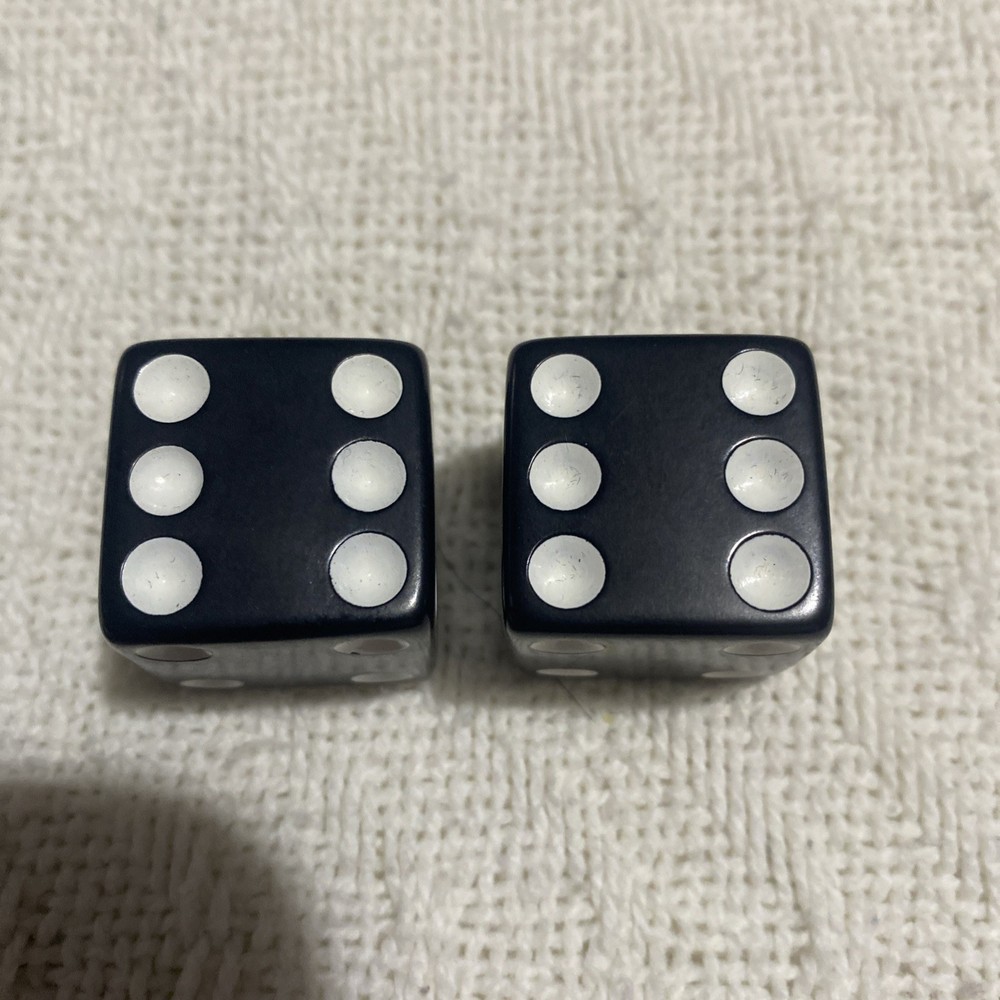 Vintage Bakelite Dice 1” black