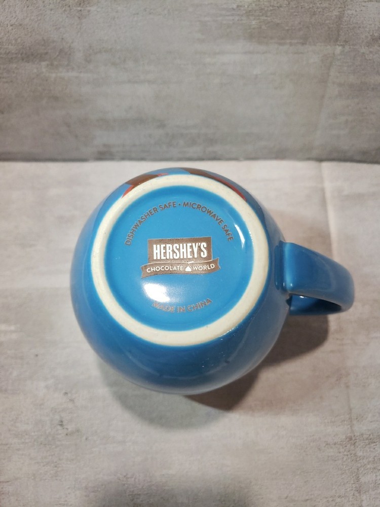 Hershey Chocolate World Kisses XO Face Mug Blue Oversized