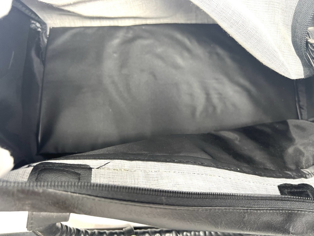 Duffel Bag/Carry-on/Travel Bag EUC