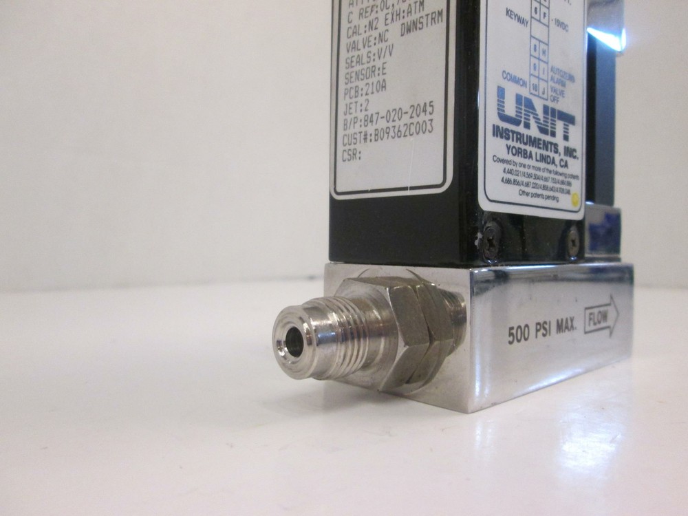 Unit UFC-1020 Mass Flow Controller MFC, O2, 500 SCCM