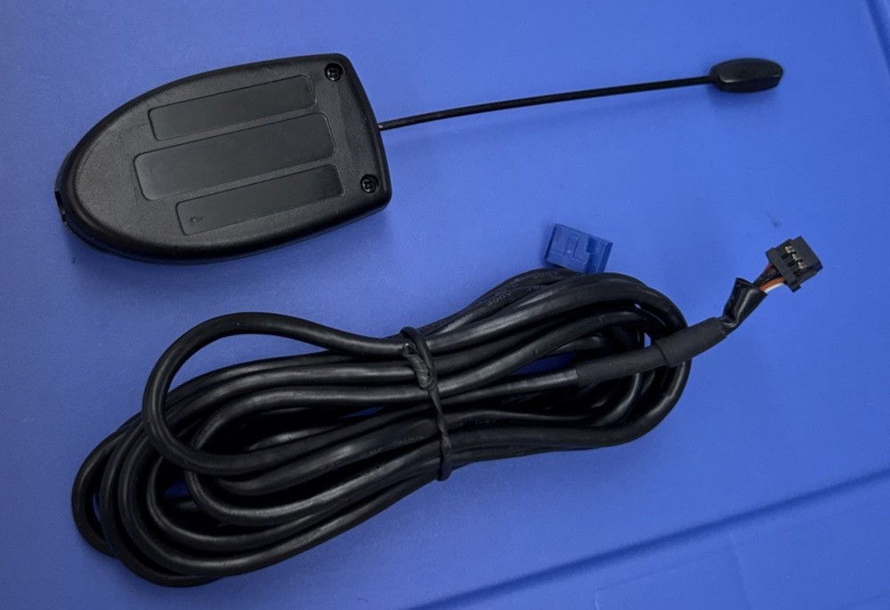 USED Compustar ANT-1WSS-25 Antenna With 6-Pin Cable - TESTED