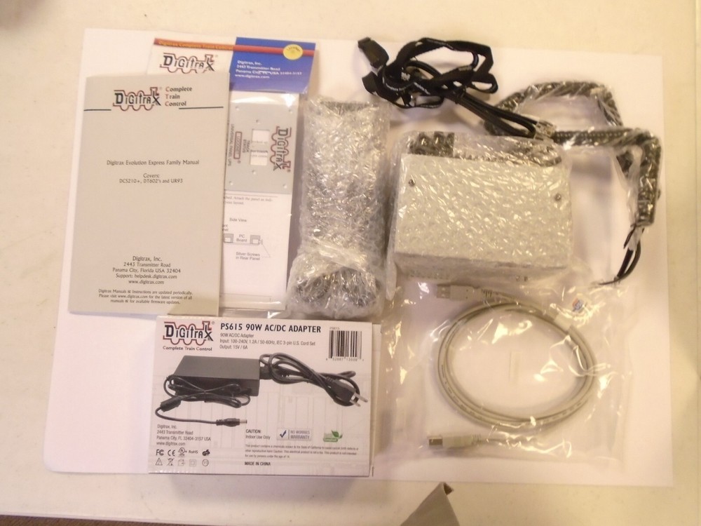 Digitrax Evolution Express DCC set with 5 amp power supply