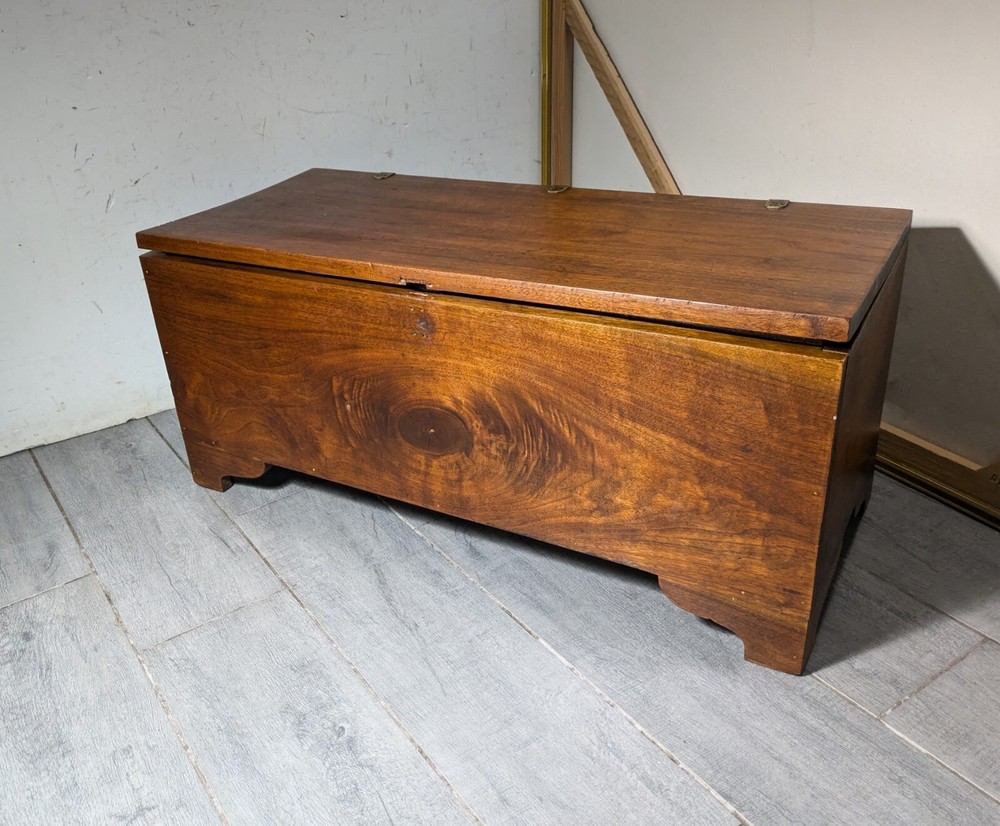 Antique Rustic Solid Wood Carpenter Tool Storage Box Chest Trunk with Lid N65