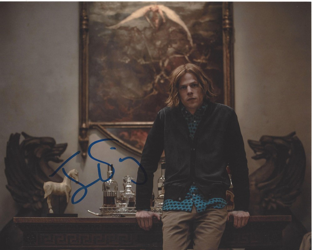 ACTOR JESSE EISENBERG SIGNED AUTHENTIC 'BATMAN V SUPERMAN' LEX 8x10 PHOTO E COA