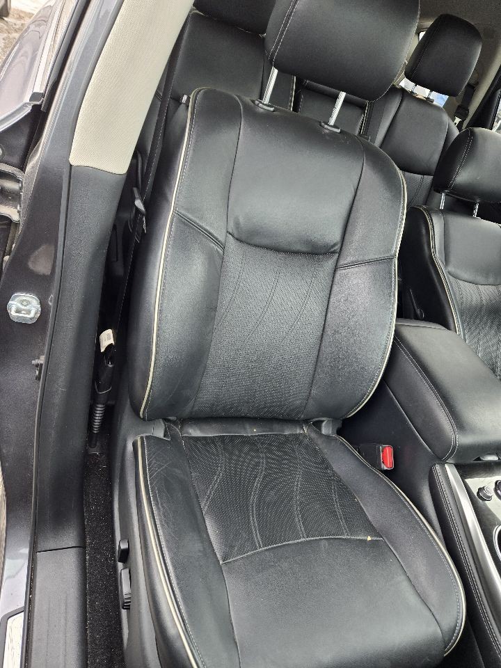 2017-2018 INFINITI QX60 Dash Mounted Screen Controls w/o Navigation