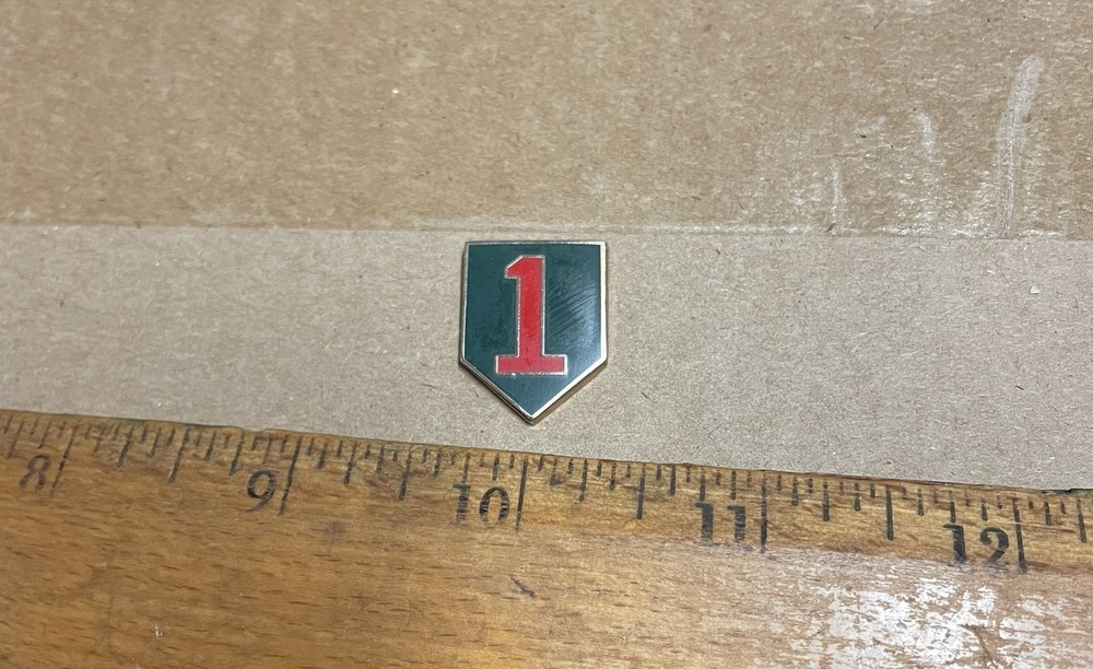 US Army - 1st Infantry Division Pin