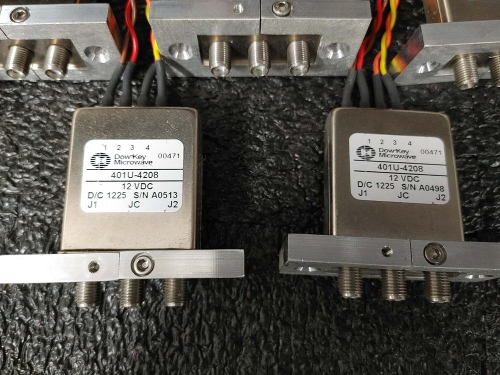 Dow Key Microwave 401U-4208 12VDC RF Switch SPDT SMA Connector