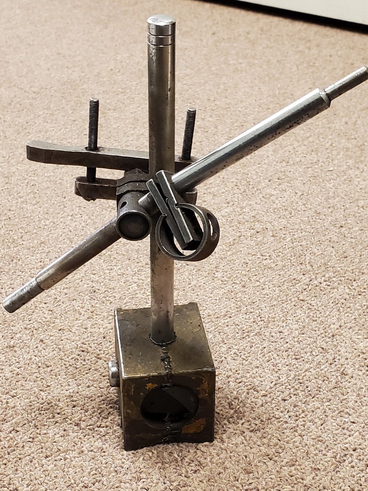 Magnetic Dial Indicator base stand with accessories, handle on base broken off