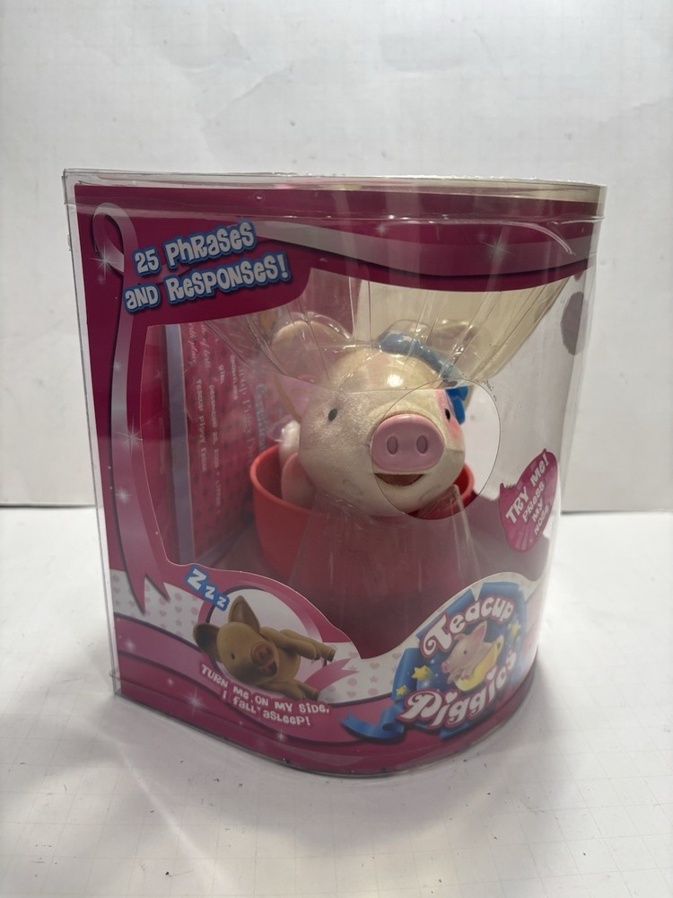 Toy Teck Teacup Piggies Snowflake Basic Set Pig FiguRe