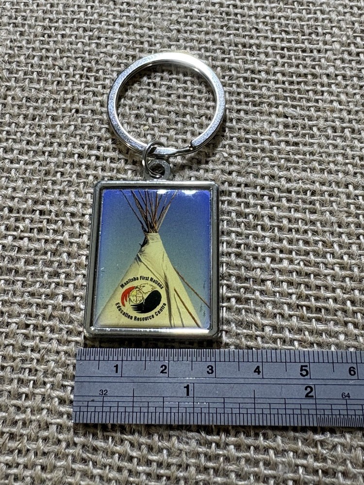 Manitoba First Nations Education Resource Centre Keychain Keyring ***READ