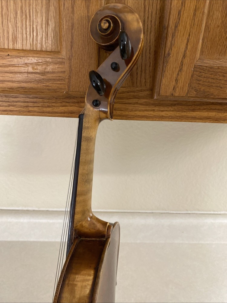 Antonius Stradivarius cremonensis violin