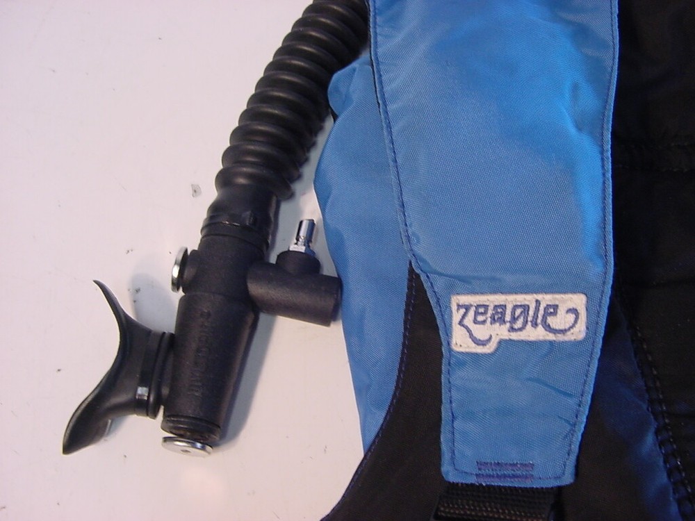 ZEAGLE BOUYANCY COMPENSATOR VEST - ADJUSTABLE UNKNOWN SIZE
