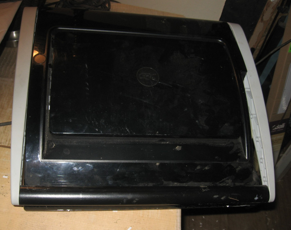 Swingline GBC CombBind C20 Binding Machine with some combs Works Great