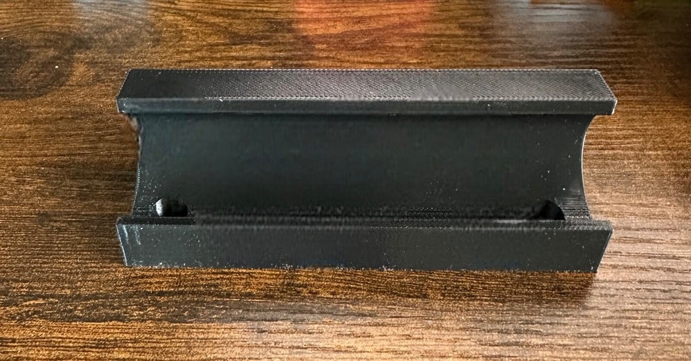 Milwaukee M12 Compact Inflator Wall Mount Black