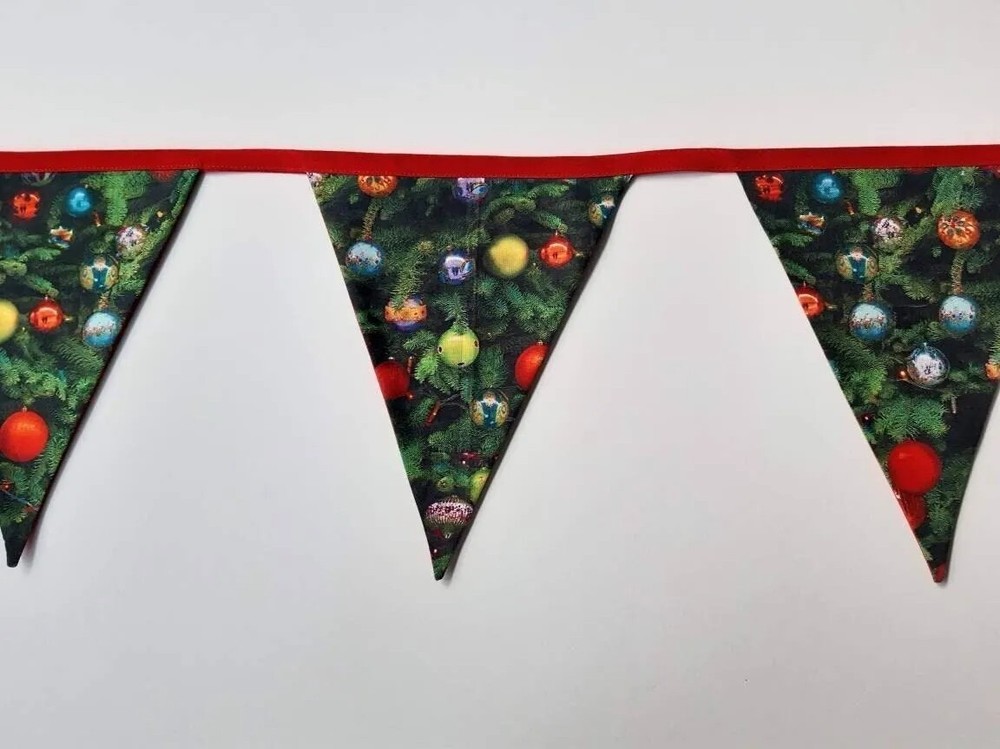 HANDMADE - Multicoloured Bauble Themed - Triangle Bunting Flags(7) CHRISTMAS